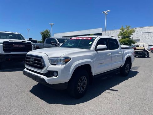 Used 2023 Toyota Tacoma SR5 RWD image 3