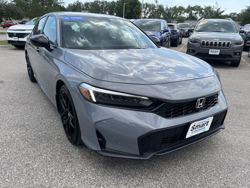 Certified 2025 Honda Civic Sport image 3