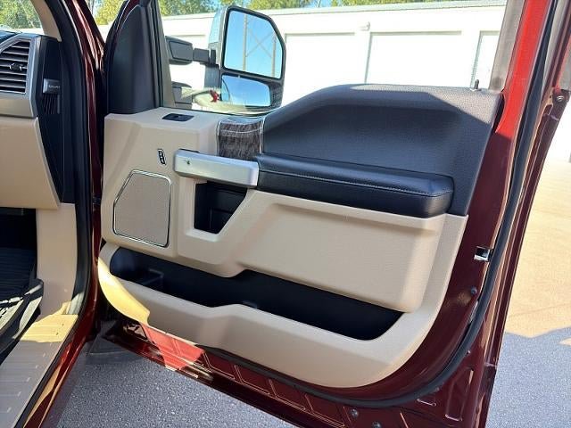 Used 2017 Ford F350 Lariat w/ Lariat Ultimate Package AWD/4WD image 13