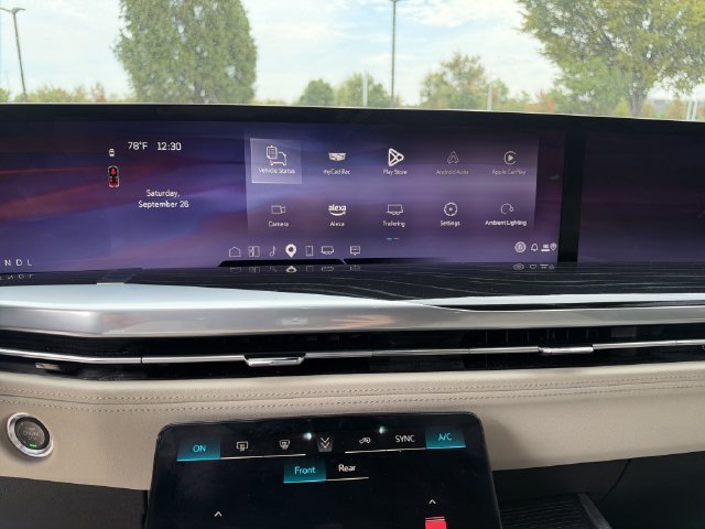 Certified 2025 Cadillac Escalade Sport w/ LPO, Floor Liner Package AWD/4WD image 16