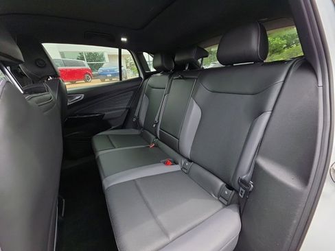 Certified 2023 Volkswagen ID.4 Pro S Plus AWD/4WD image 15