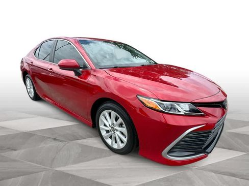 Used 2024 Toyota Camry LE FWD image 2
