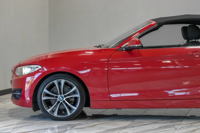 Used 2017 BMW 230i xDrive Convertible AWD/4WD image 23