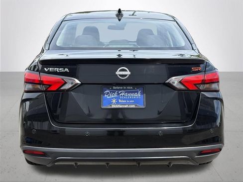 Used 2024 Nissan Versa SR FWD image 7