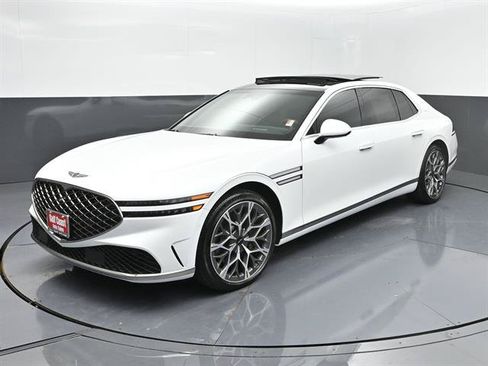 Used 2025 Genesis G90 3.5T AWD/4WD image 1