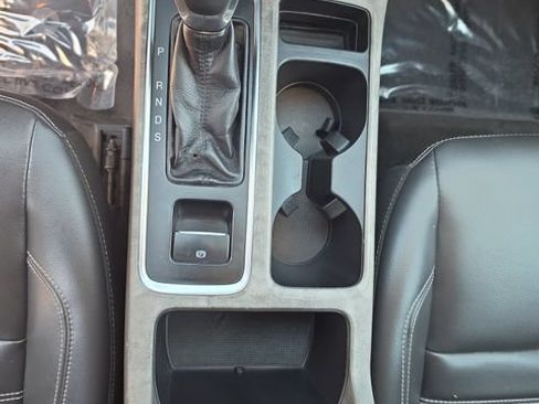 Used 2019 Ford Escape SEL FWD image 24