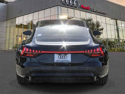 Used 2024 Audi e-tron GT Premium Plus image 3