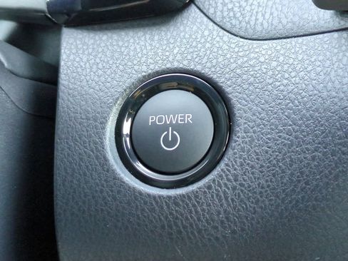 Certified 2026 Toyota Camry SE image 25