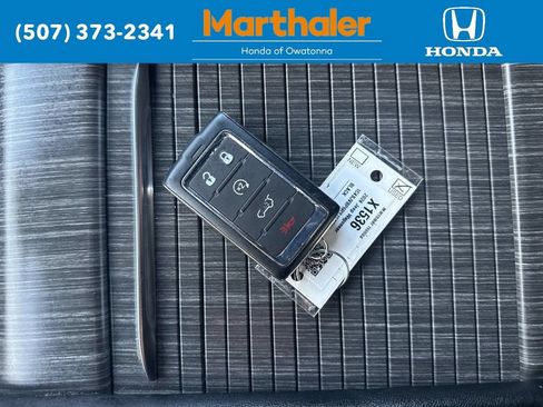 Used 2024 Jeep Wagoneer Series II w/ Flexible Seating Group AWD/4WD image 29