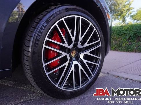 Used 2022 Porsche Macan GTS AWD/4WD image 96