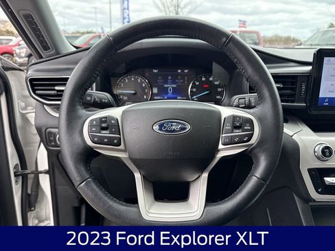 Used 2023 Ford Explorer XLT w/ Equipment Group 202A AWD/4WD image 20