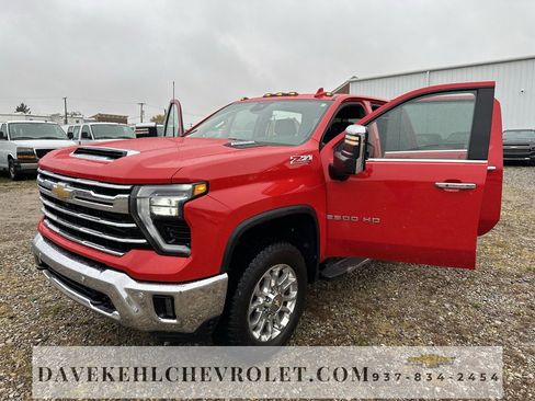 Used 2024 Chevrolet Silverado 2500 LTZ w/ LTZ Plus Package image 24