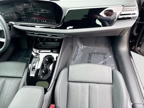 Used 2025 Audi A5 2.0T Premium Plus w/ Premium Plus image 17