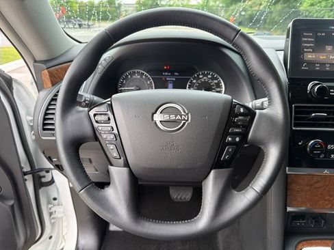 Used 2023 Nissan Armada SL w/ Captain's Chairs Package RWD image 17