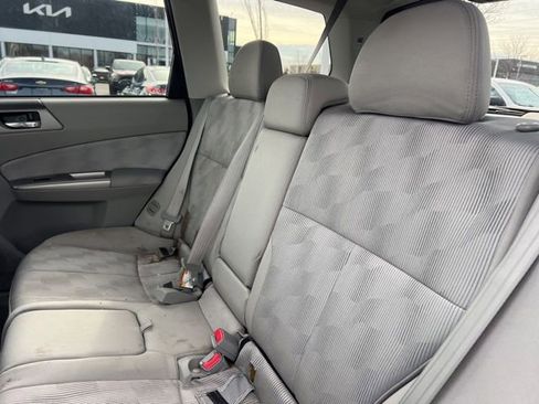 Used 2010 Subaru Forester 2.5X Premium image 25