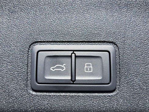 New 2026 Audi Q3 quattro 2.0T image 13