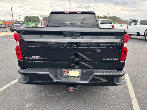 Used 2024 Chevrolet Silverado 1500 Custom image 19