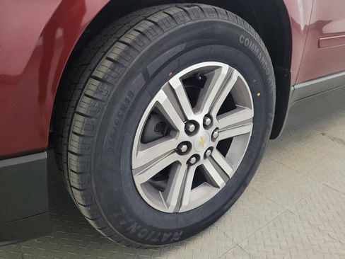 Used 2017 Chevrolet Traverse LT AWD/4WD image 31