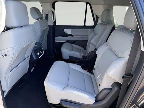 New 2026 Ford Expedition Max Active image 33