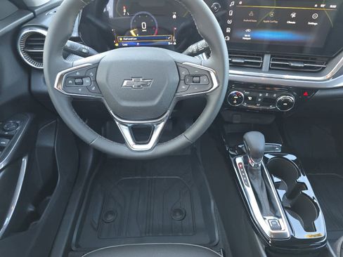 New 2025 Chevrolet Trax ACTIV w/ Driver Confidence Package image 14