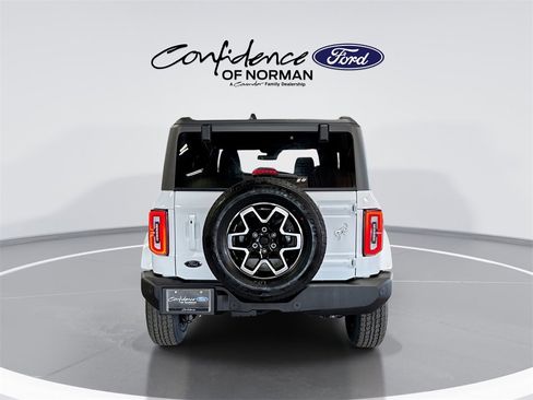 New 2025 Ford Bronco Outer Banks image 7