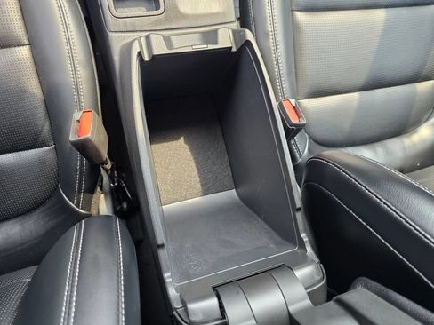Used 2025 Ford Escape Platinum AWD/4WD image 23