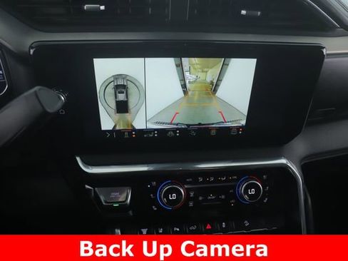Used 2024 GMC Sierra 2500 Denali w/ Denali Reserve Package AWD/4WD image 27