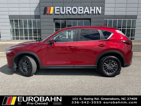 Used 2021 MAZDA CX-5 Touring image 2