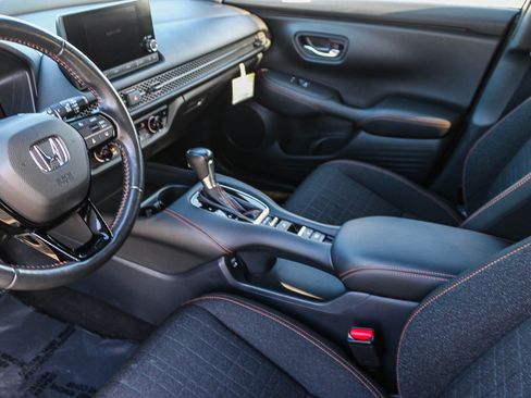 Certified 2024 Honda HR-V Sport image 18