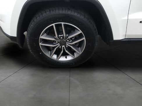 Used 2020 Jeep Grand Cherokee Limited w/ Trailer Tow Group IV AWD/4WD image 2