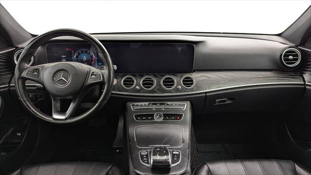 Used 2018 Mercedes-Benz E 400 4MATIC Sedan image 26