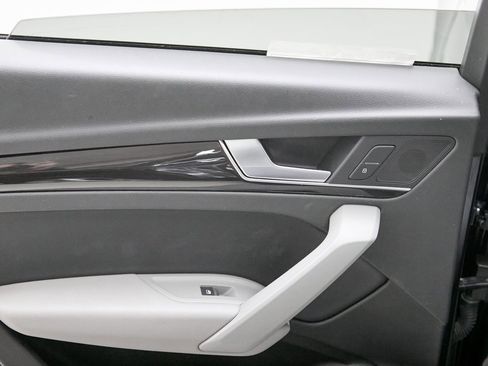 Used 2018 Audi Q5 2.0T Premium Plus w/ Premium Plus Package image 21