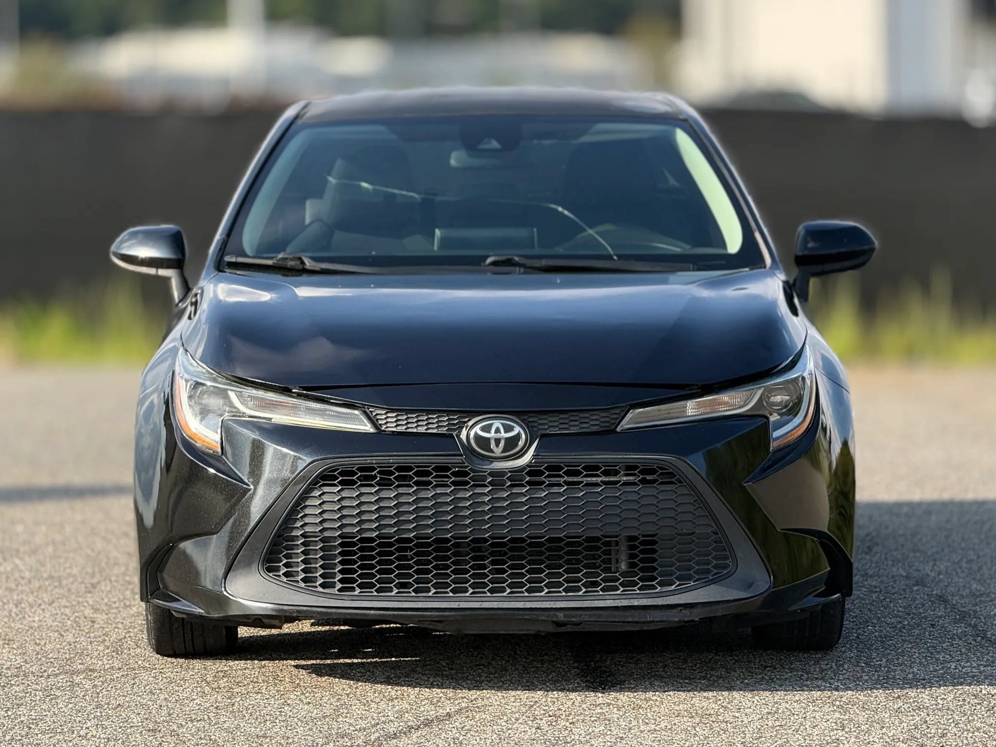 Used 2021 Toyota Corolla LE FWD image 5