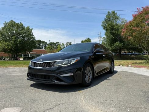 Used 2020 Kia Optima LX FWD image 1