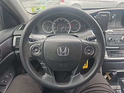 Used 2013 Honda Accord LX image 15