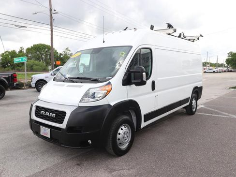 Used 2021 RAM ProMaster 2500 w/ Convenience Group image 4