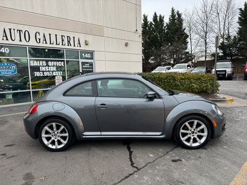 Used 2013 Volkswagen Beetle 2.5 image 7