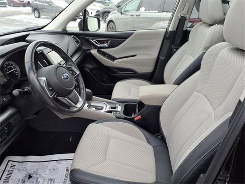 Used 2019 Subaru Forester Premium image 5