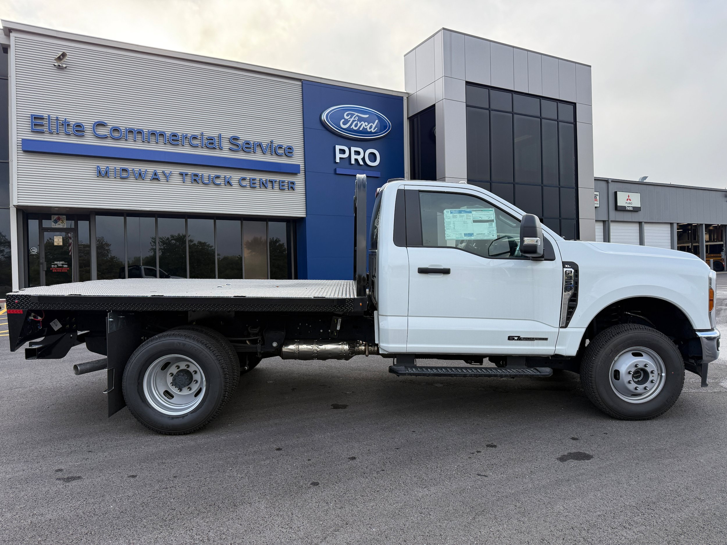 New 2025 Ford F350 XL w/ XL Chrome Package AWD/4WD image 11
