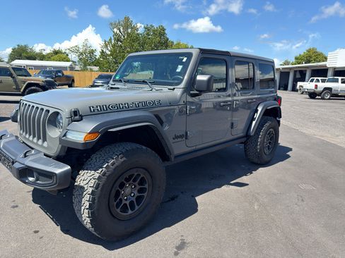 Used 2023 Jeep Wrangler Unlimited Sport AWD/4WD image 2