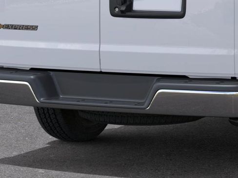 New 2026 Chevrolet Express 2500 Extended RWD image 14
