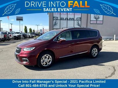 Used 2021 Chrysler Pacifica Limited w/ Premium & Safety Sphere Group