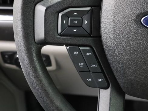 Used 2016 Ford F150 XLT AWD/4WD image 26