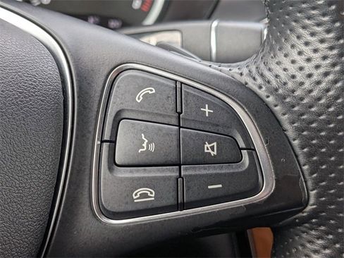 Used 2016 Mercedes-Benz GLC 300 image 25