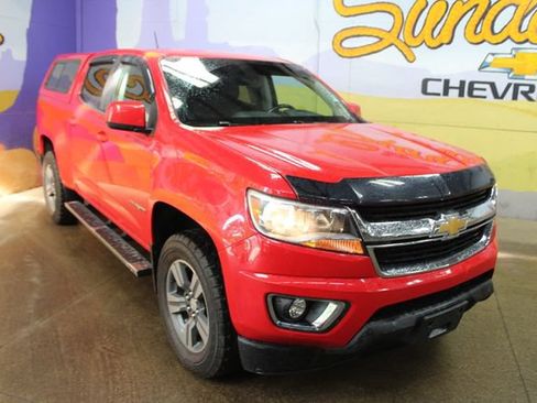 Used 2017 Chevrolet Colorado LT w/ LT Convenience Package AWD/4WD image 2