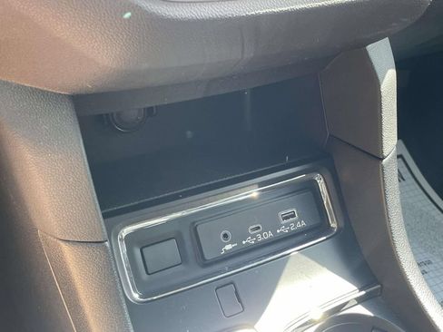 Used 2025 Subaru Ascent Premium AWD/4WD image 21