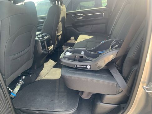 Used 2025 RAM 1500 Big Horn AWD/4WD image 10