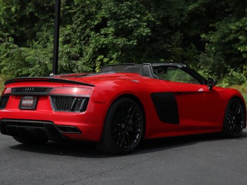 Used 2018 Audi R8 V10 plus w/ Full Leather Package image 2