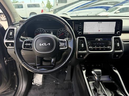 Used 2023 Kia Sorento X-Line EX AWD/4WD image 32