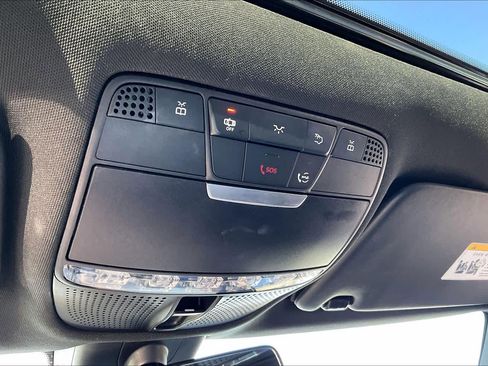 Used 2019 Mercedes-Benz C 300 Sedan image 36